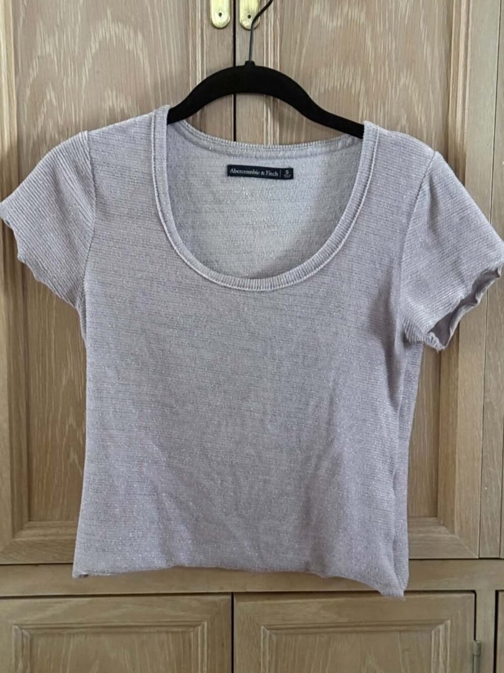 Abercrombie & Fitch Women’s S Shimmer Lettuce Edge Tee